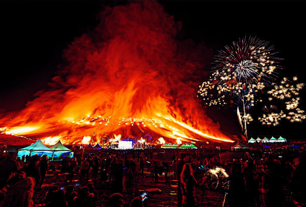 2017년 제주들불축제 전국 사진촬영대회에서 금상작에 뽑힌 강윤방 씨(제주시)의 ‘들불축제2’. 
제주시 제공