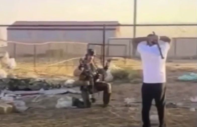 쿠웨이트 추락 美조종사, 적군 오인에 ‘몽둥이 위협’ 혼비백산