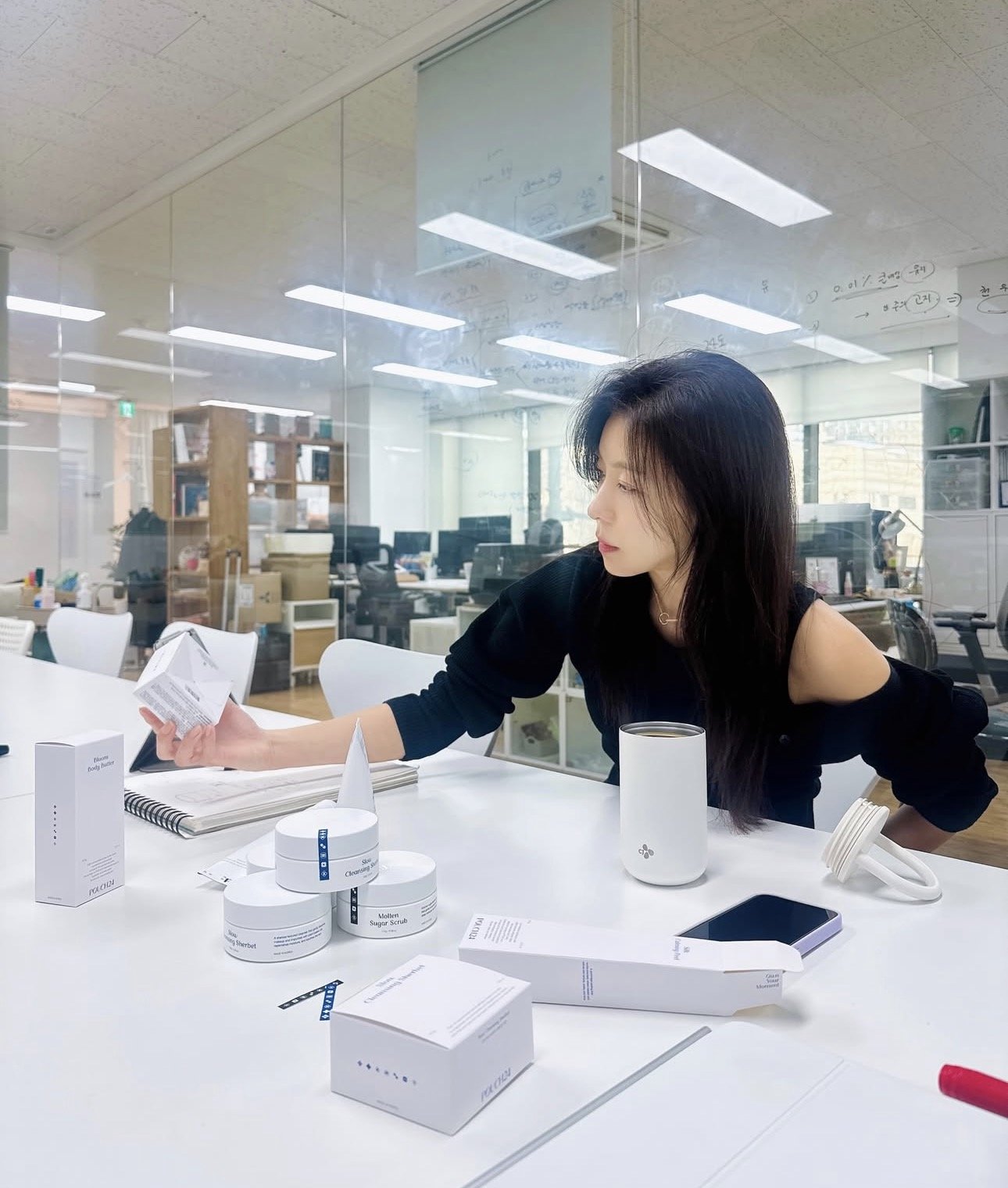 48세 하지원, 물광피부에 깜짝…나이 비껴간 미모