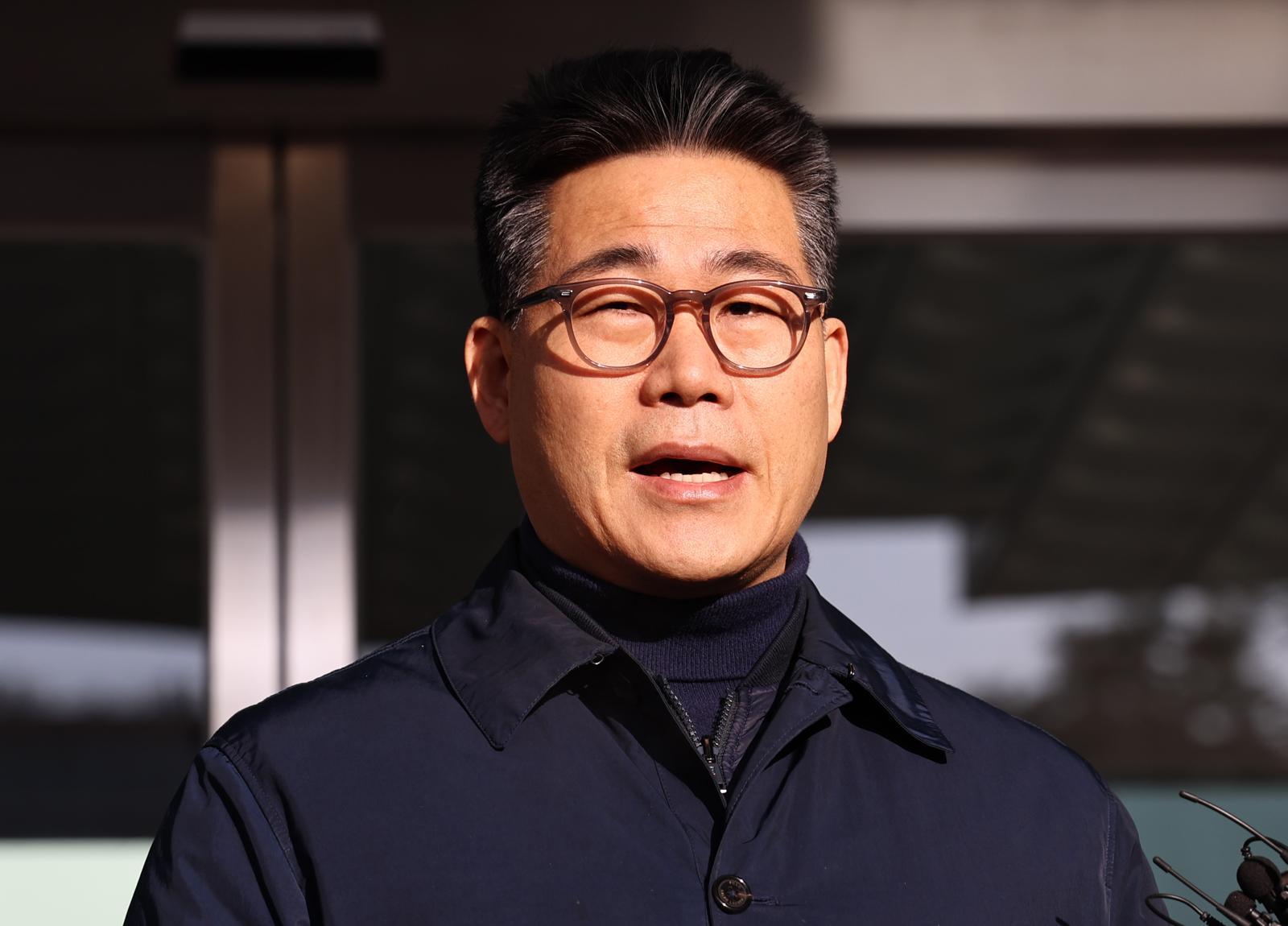 ‘세관 마약 연루 의혹’ 무혐의 세관 직원들, 백해룡 경정 고소