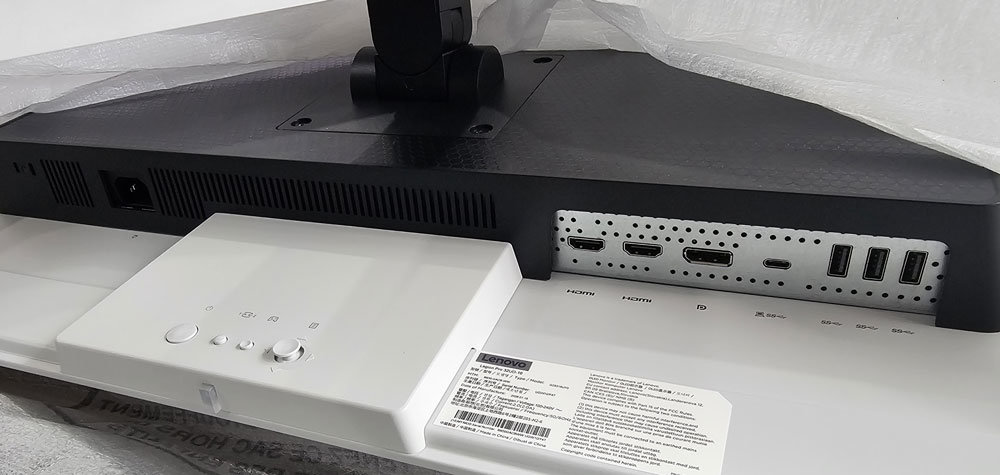 다양한 입력 인터페이스를 탑재했다 / 출처=IT동아