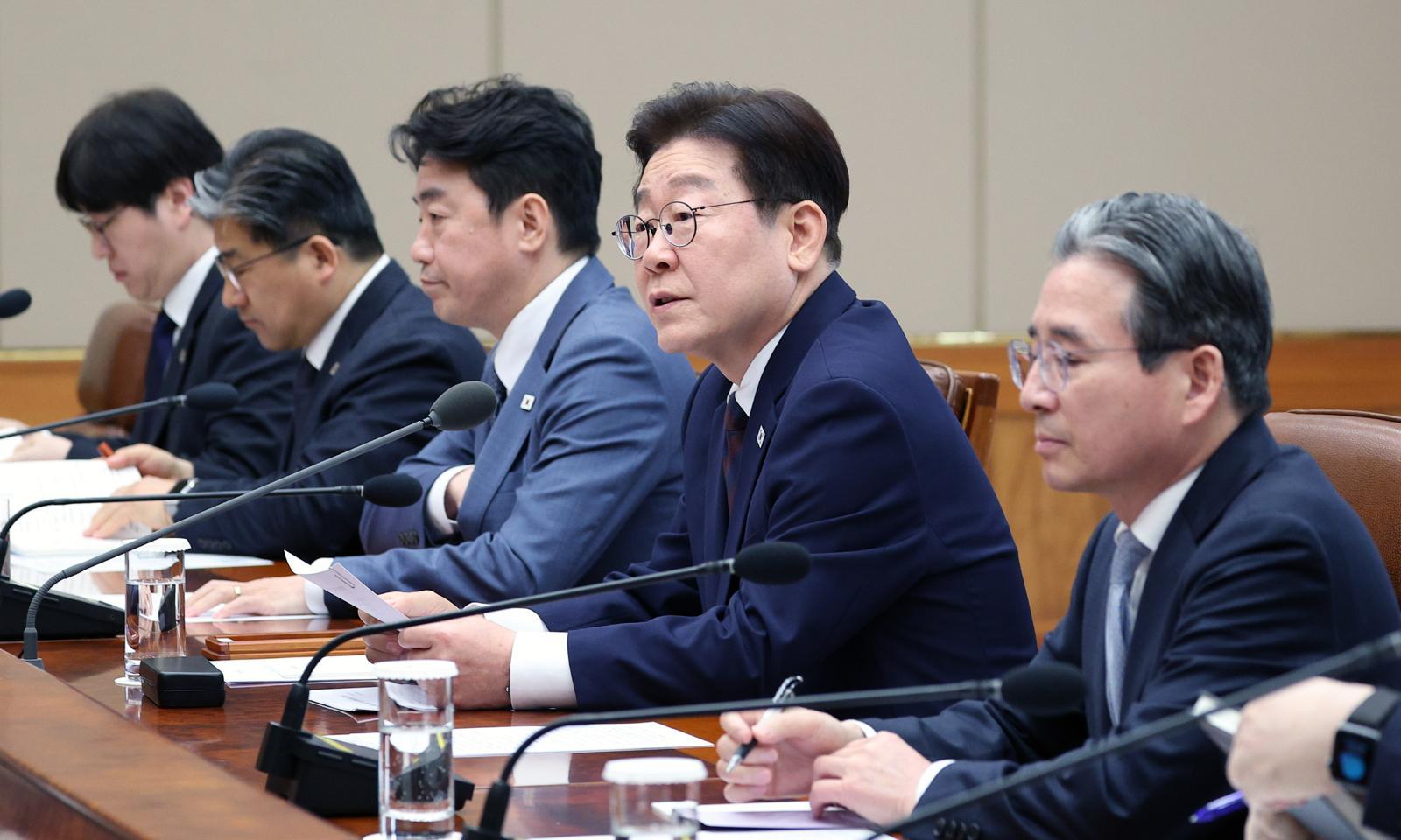 이재명 대통령이 9일 서울 청와대 본관에서 열린 중동 상황 관련 비상경제점검회의에서 모두발언을 하고 있다. 2026.03.09 청와대사진기자단