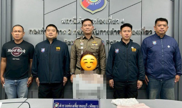 태국 파타야 관광경찰이 한국인 관광객 현금 절도 혐의로 체포한 용의자 모습. 사진=파타야 관광경찰 페이스북