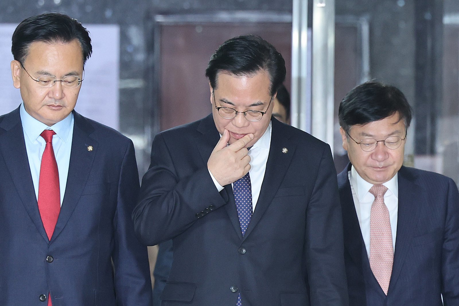 송언석 국민의힘 원내대표가 10일 서울 여의도 국회에서 열린 원내대책회의에 참석하고 있다. 2026.3.10 서울=뉴스1