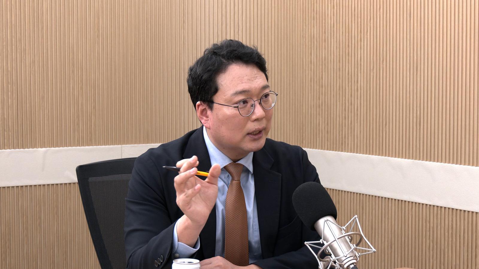 천하람 개혁신당 원내대표가 5일 뉴스1TV ‘팩트앤뷰’에 출연해 질문에 답하고 있다. 뉴스1TV 캡처