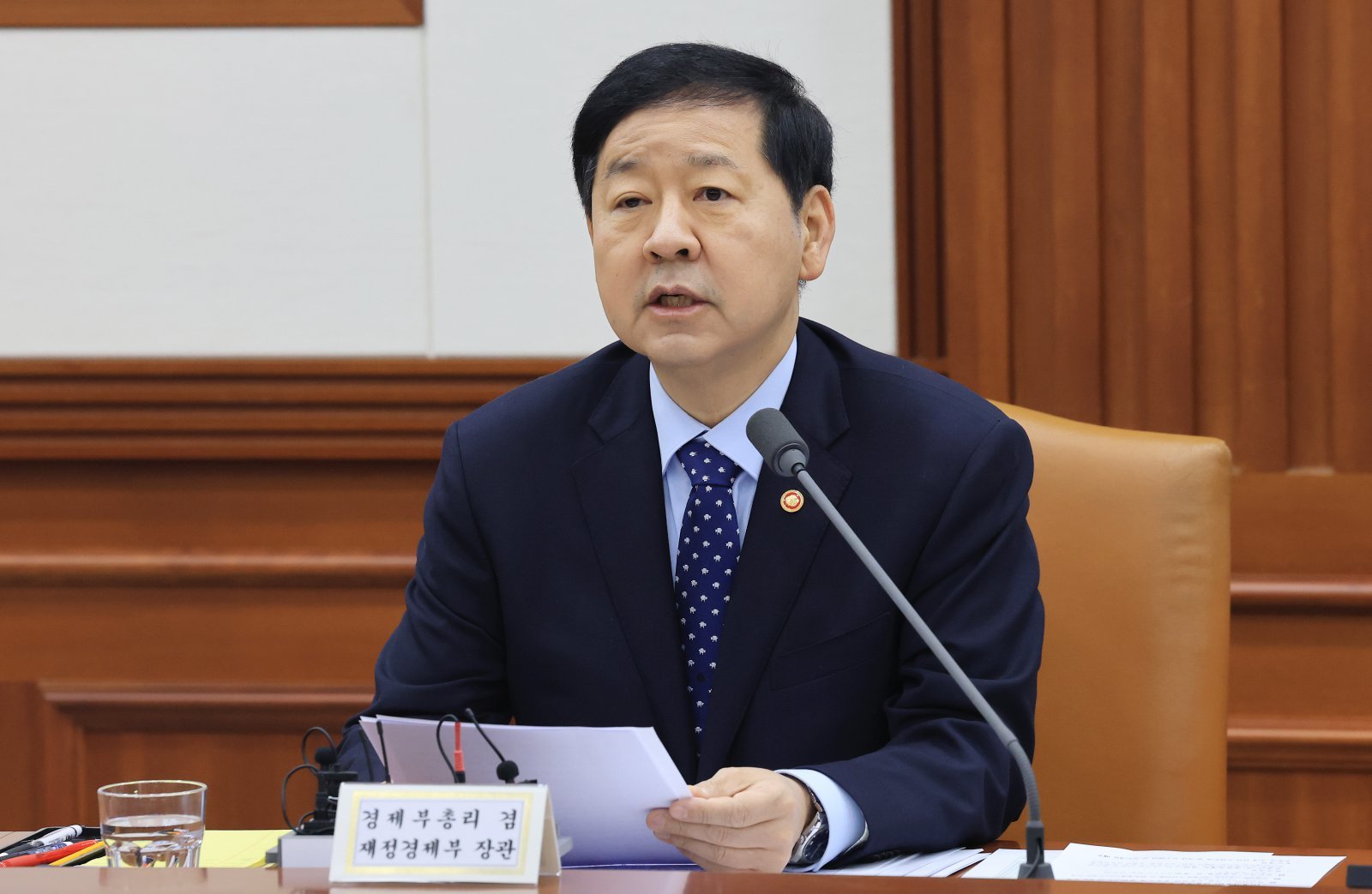 구윤철 부총리 겸 재정경제부 장관이 11일 서울 종로구 정부서울청사에서 열린 비상경제장관회의에서 모두발언을 하고 있다. 2026.3.11 ⓒ 뉴스1