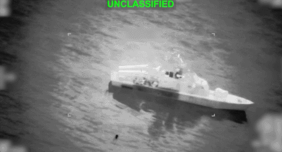 미국 무인정찰기(UAV)에 포착된 이란 해군 소속 기뢰부설함. 미국 중부사령부(CENTCOM) X(구 트위터) 캡처