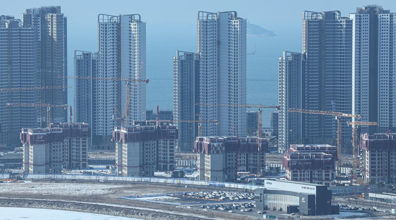 인천 연수구 송도신도시 신축아파트 공사현장의 모습. 뉴스1