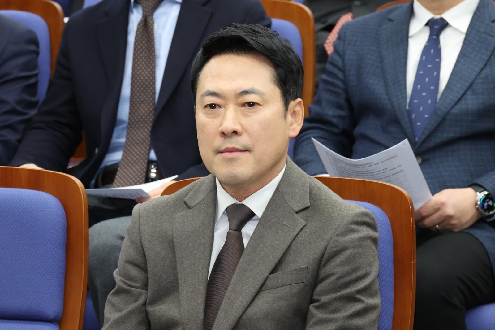 장동혁 국민의힘 대표가 12일 오후 서울 여의도 국회에서 열린 의원총회에 참석해 있다. 2026.03.12 뉴시스