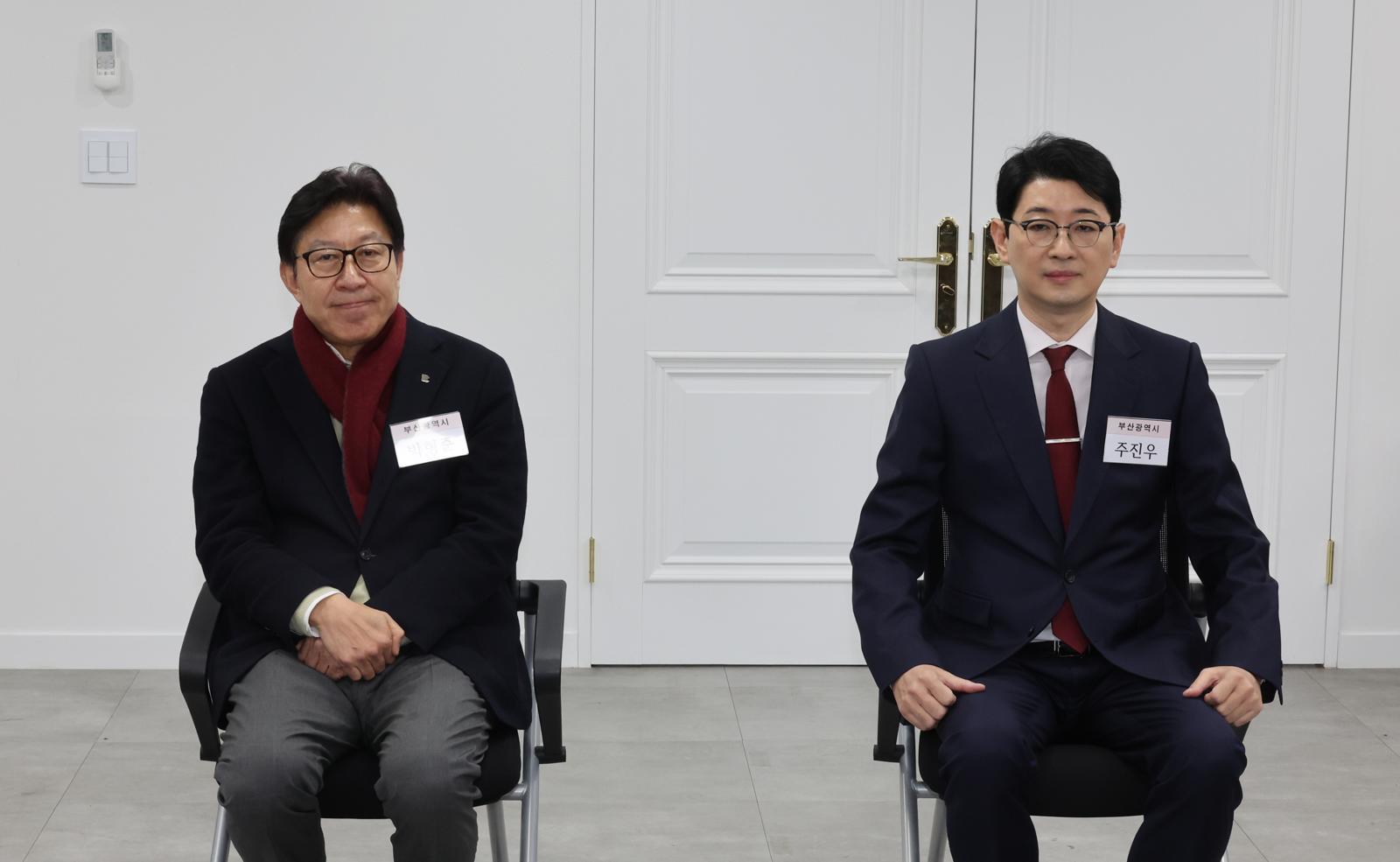 박형준 부산시장과 주진우 국민의힘 의원이 11일 오후 서울 여의도 국민의힘 중앙당사에서 제9회 전국동시지방선거 부산시장 후보 공천 면접 심사에 임하고 있다. 2026.03.11. 뉴시스