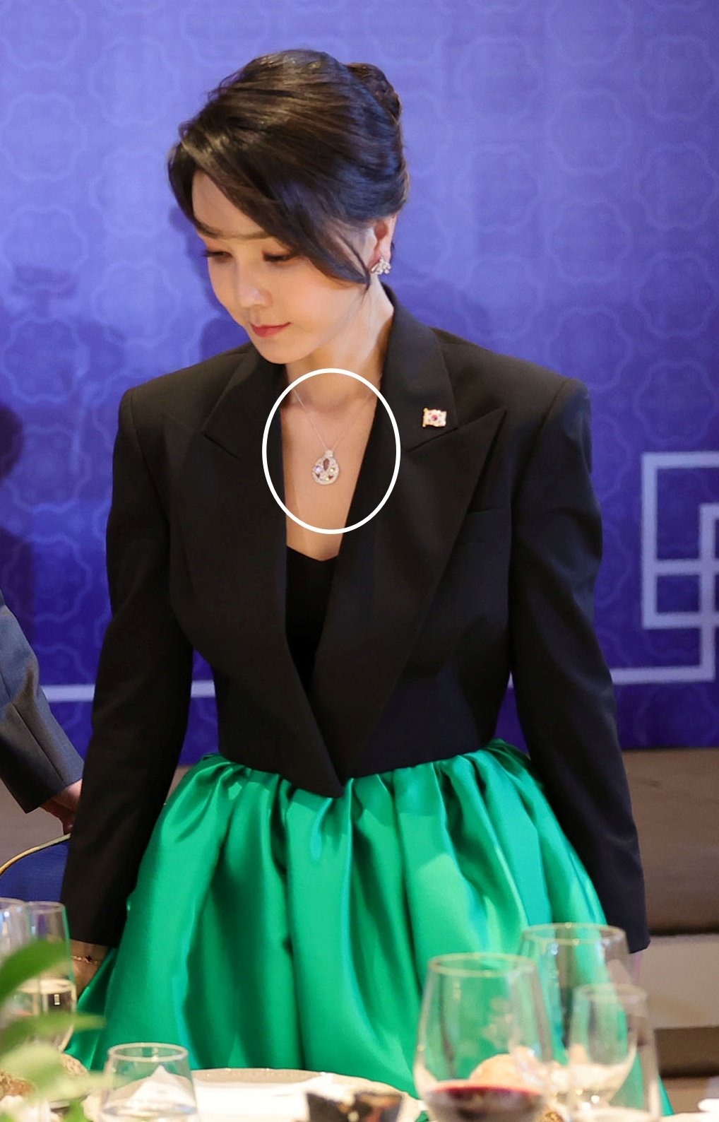 김건희 여사 반클리프아펠 목걸이 수수 사건
