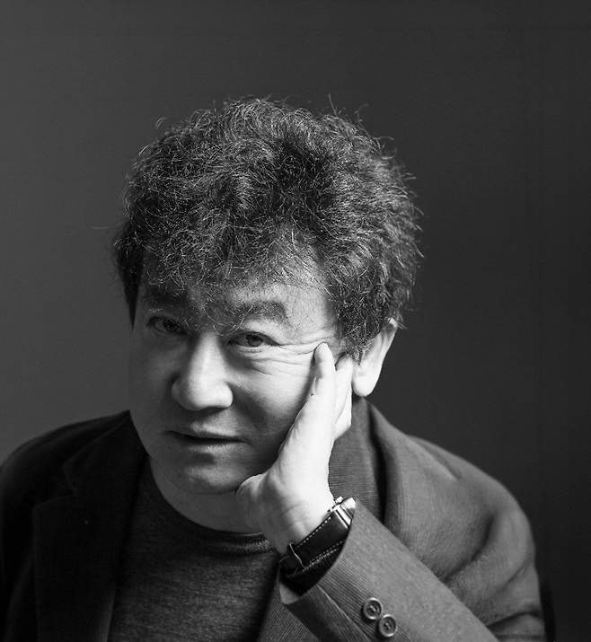 김진명 작가. 세종대왕기념사업회 제공