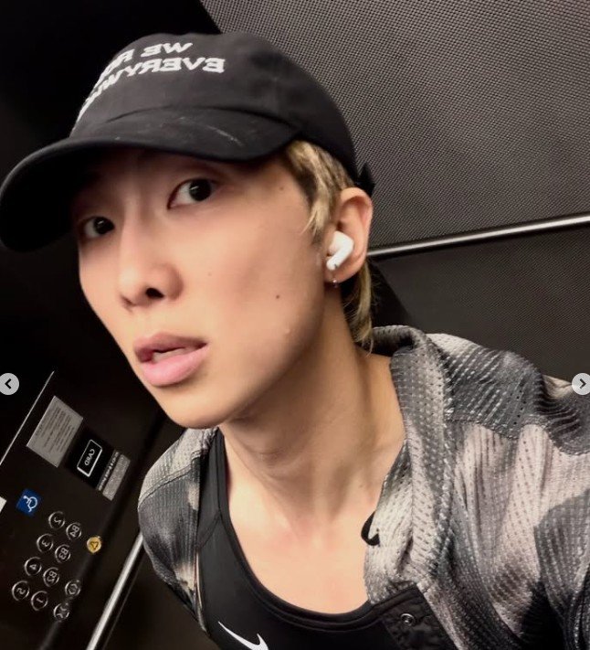 RM “질서 있게 즐겨달라”…광화문 공연 앞두고 당부를 남겼다/방탄소년단 RM SNS  갈무리