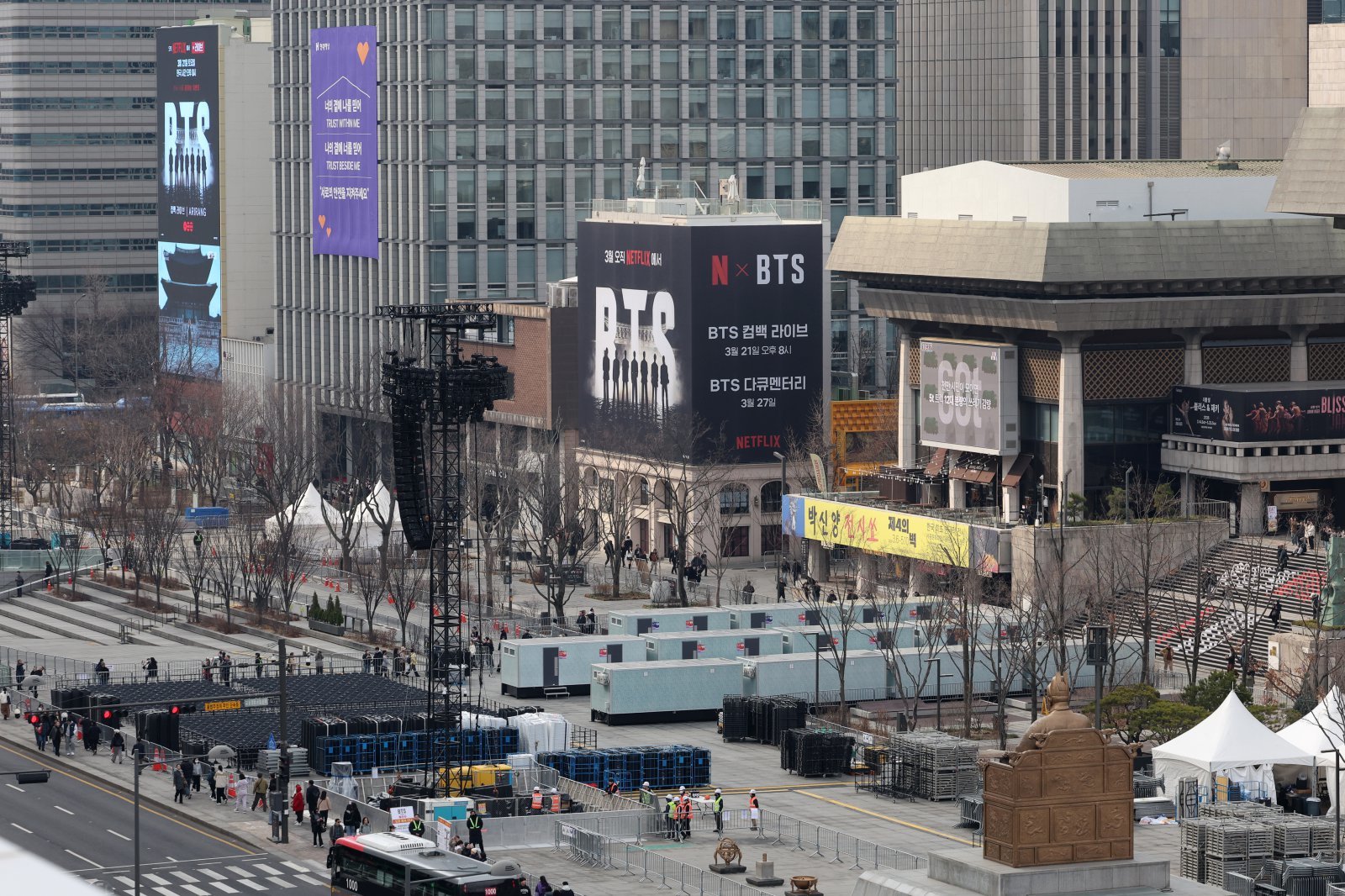 BTS 광화문 무료 공연에…2660억 경제적 파급 효과 추산