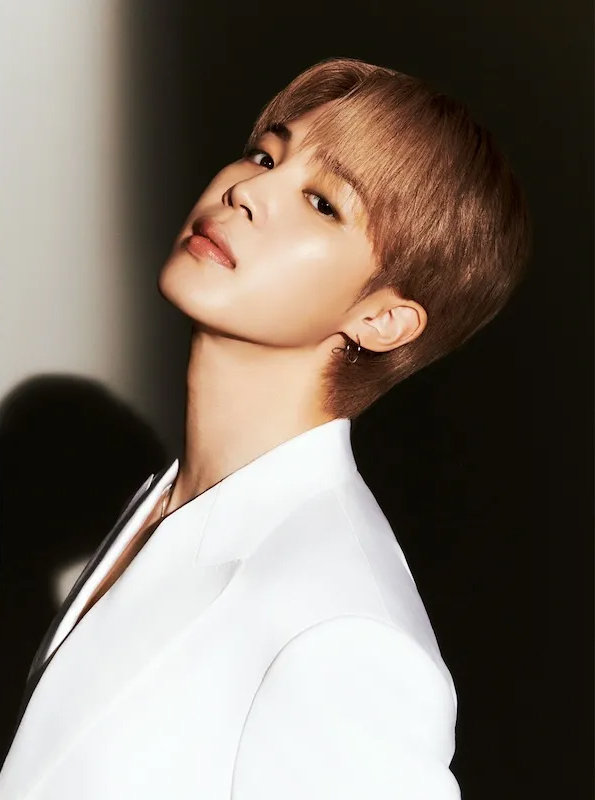 헤어케어 브랜드 아도르 모델 지민. 아도르 제공