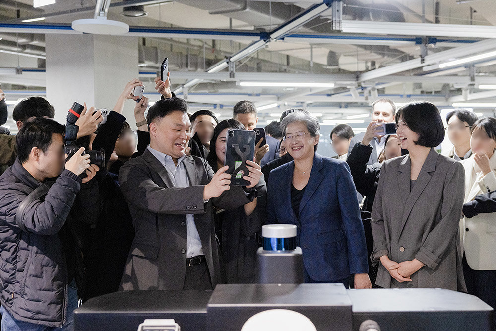 리사 수 AMD 최고경영자도 GTC 기간 중 한국을 찾아 국내 AI 관련 기업들을 순회했다 / 출처=네이버