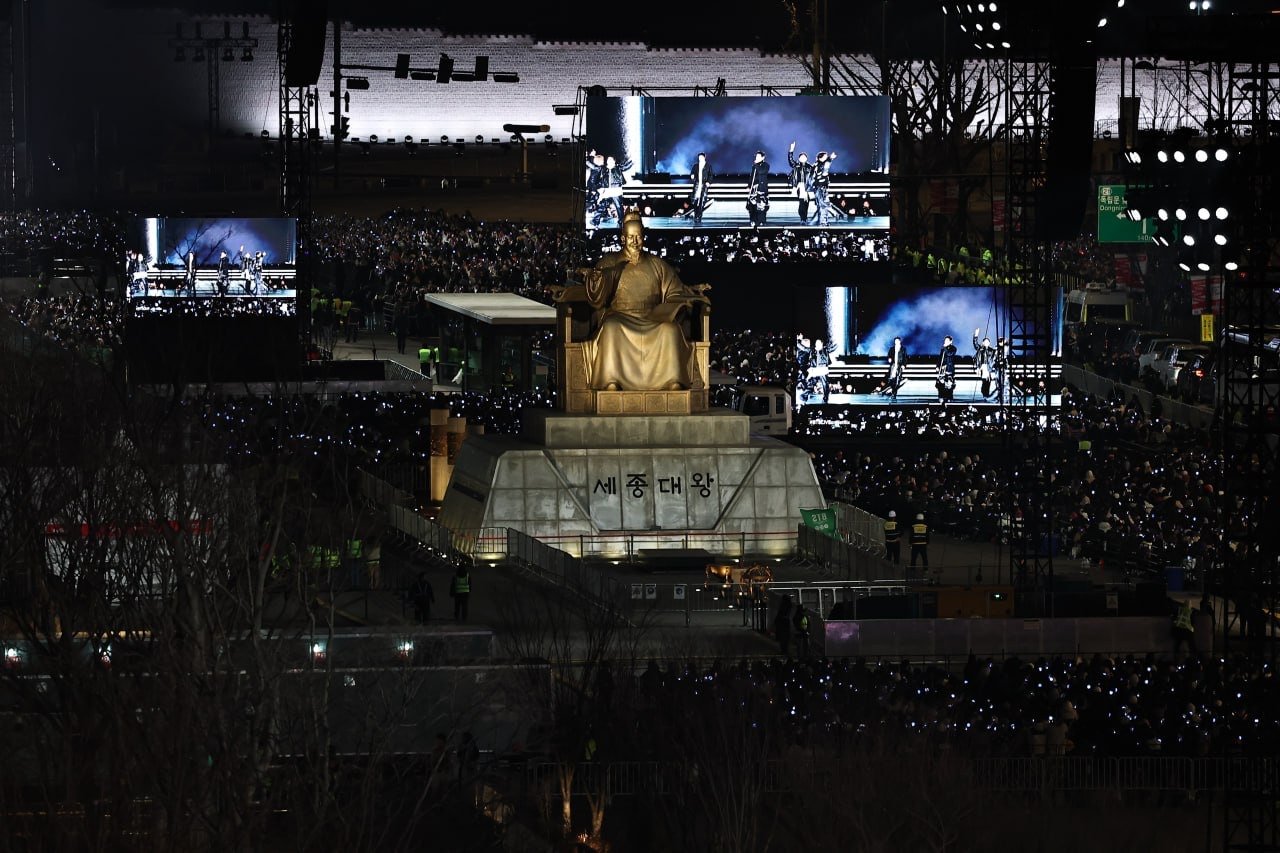 21일 오후 서울 광화문 광장 일대에서 방탄소년단(BTS)의 컴백 공연 ‘BTS 컴백 라이브: ARIRANG(아리랑)’이 펼쳐지고 있다. 이한결 기자 always@donga.com