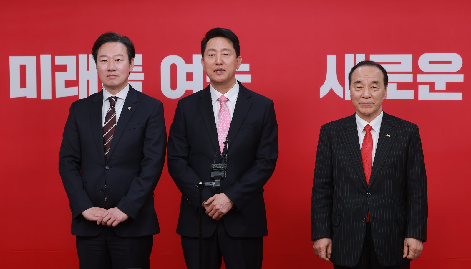 오세훈 “중도확장 선대위 서둘러야”…장동혁 “공천 마무리 먼저”