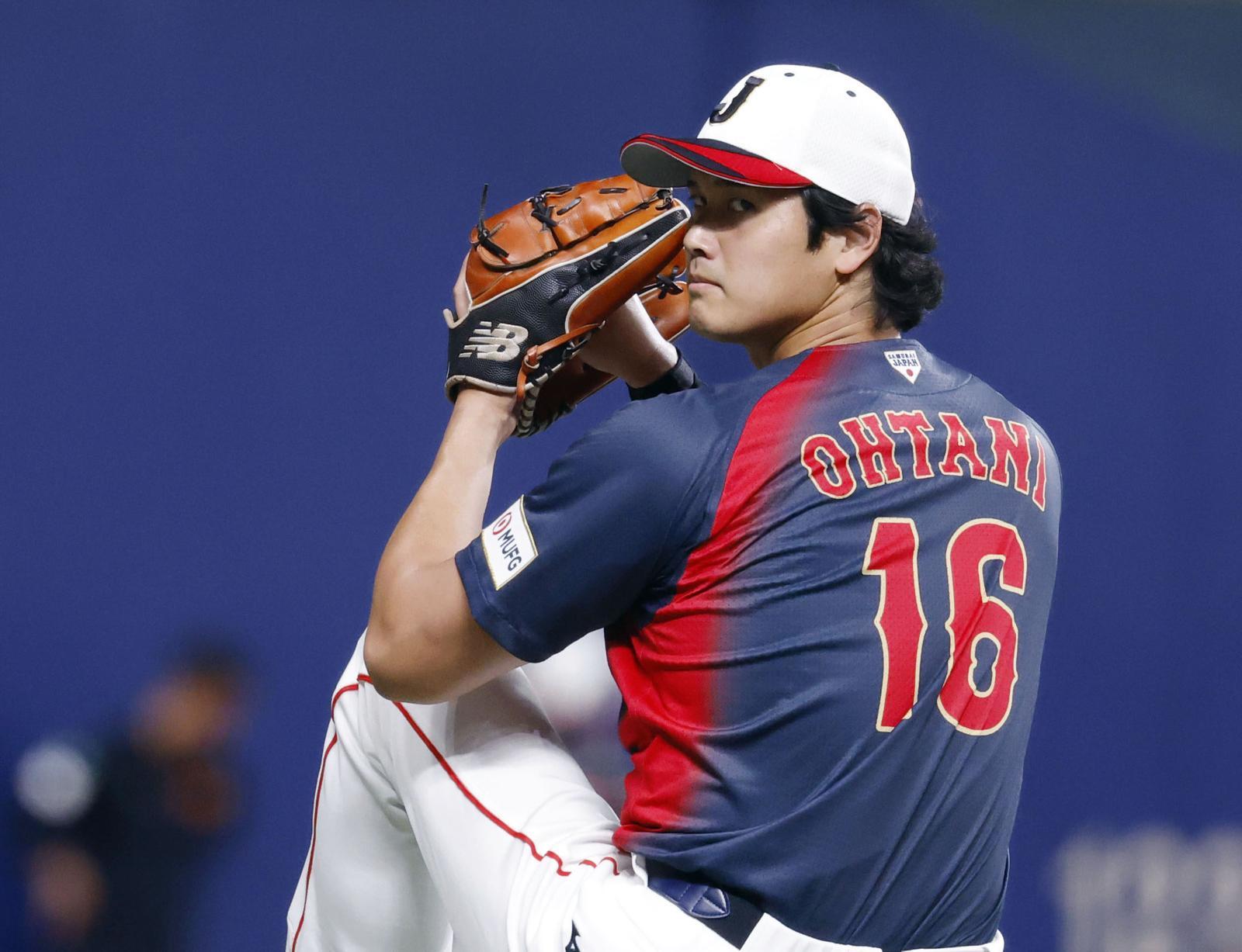 일본의 오타니 쇼헤이가 2026년 2월 26일 목요일, 일본 중부 나고야에서 월드 베이스볼 클래식(WBC)을 앞두고 열린 훈련 세션에 참가하고 있다. AP/뉴시스