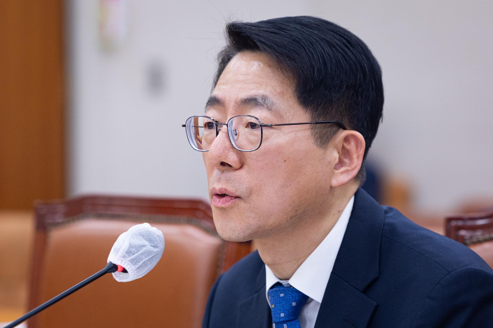 황종우 해수부 장관 후보자 “국가필수선대 동원해 에너지 수급하겠다”