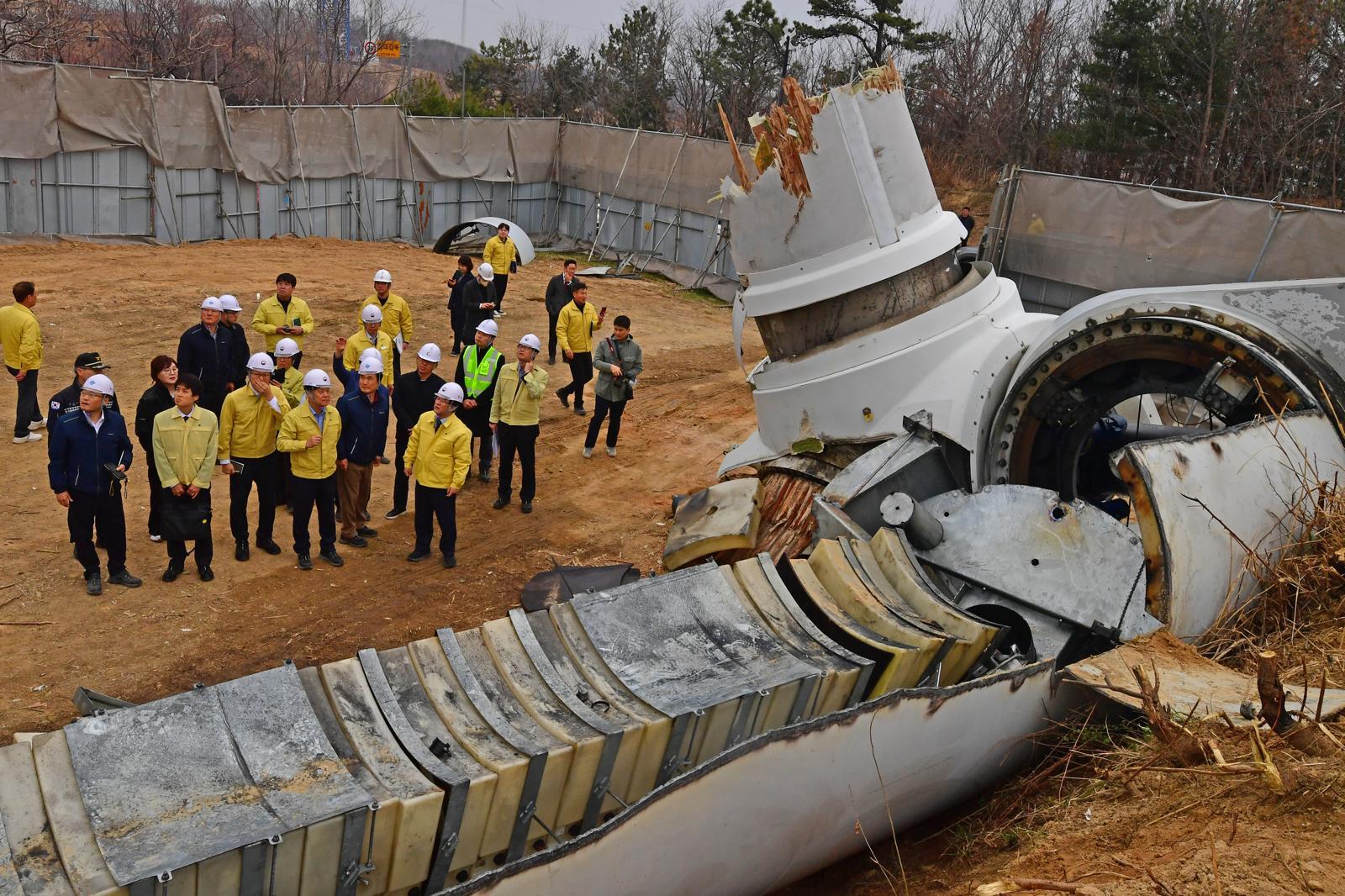 풍력발전기 잇단 사고에 영덕군 “부지 회수”