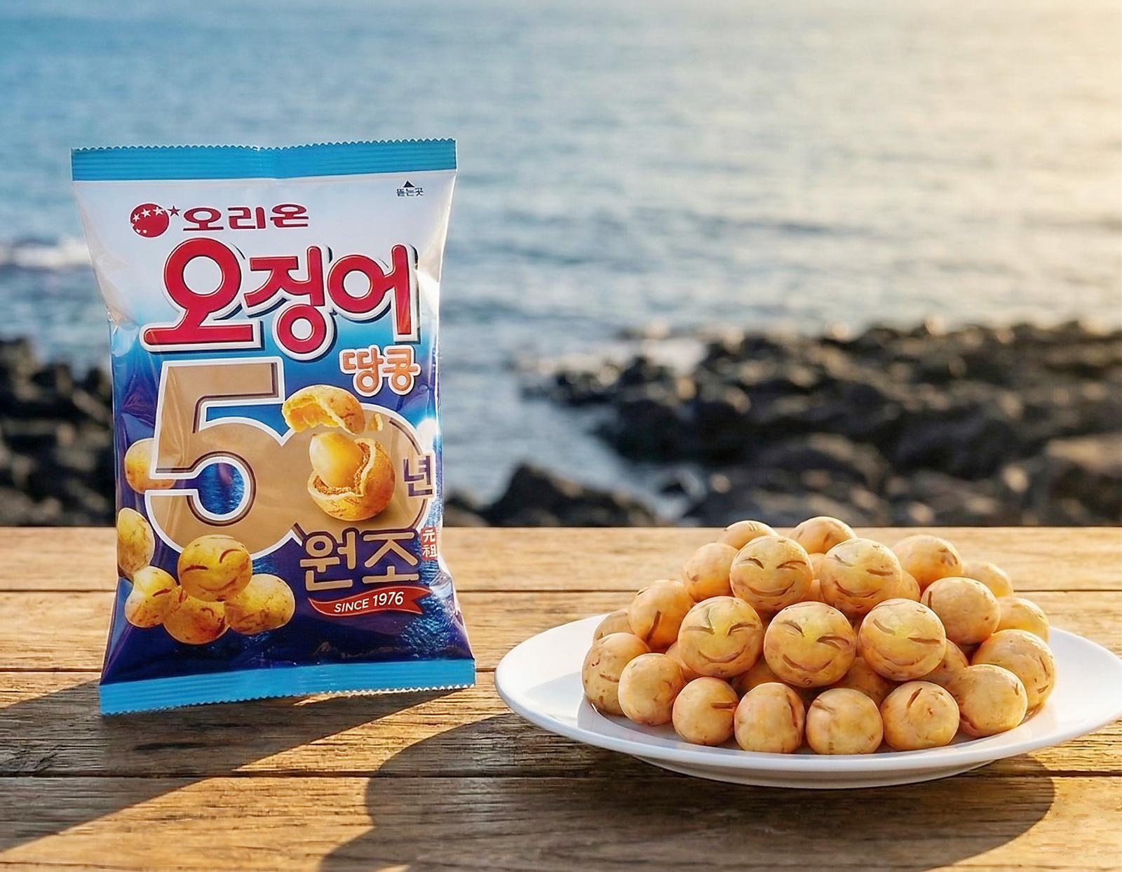 ‘오징어땅콩’이 출시 50주년을 맞아 패키지를 리뉴얼한다. 오리온 제공