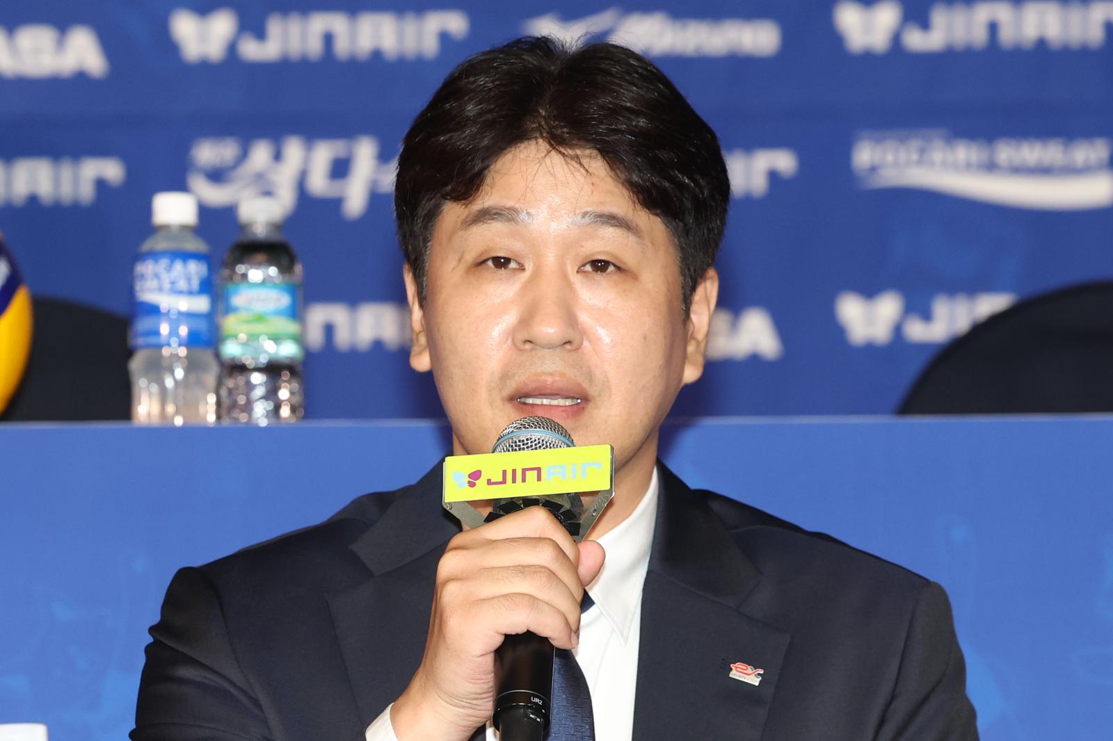 정규리그 1위 이끌고도…김종민 감독, 챔프전 앞두고 재계약 불가, 왜?