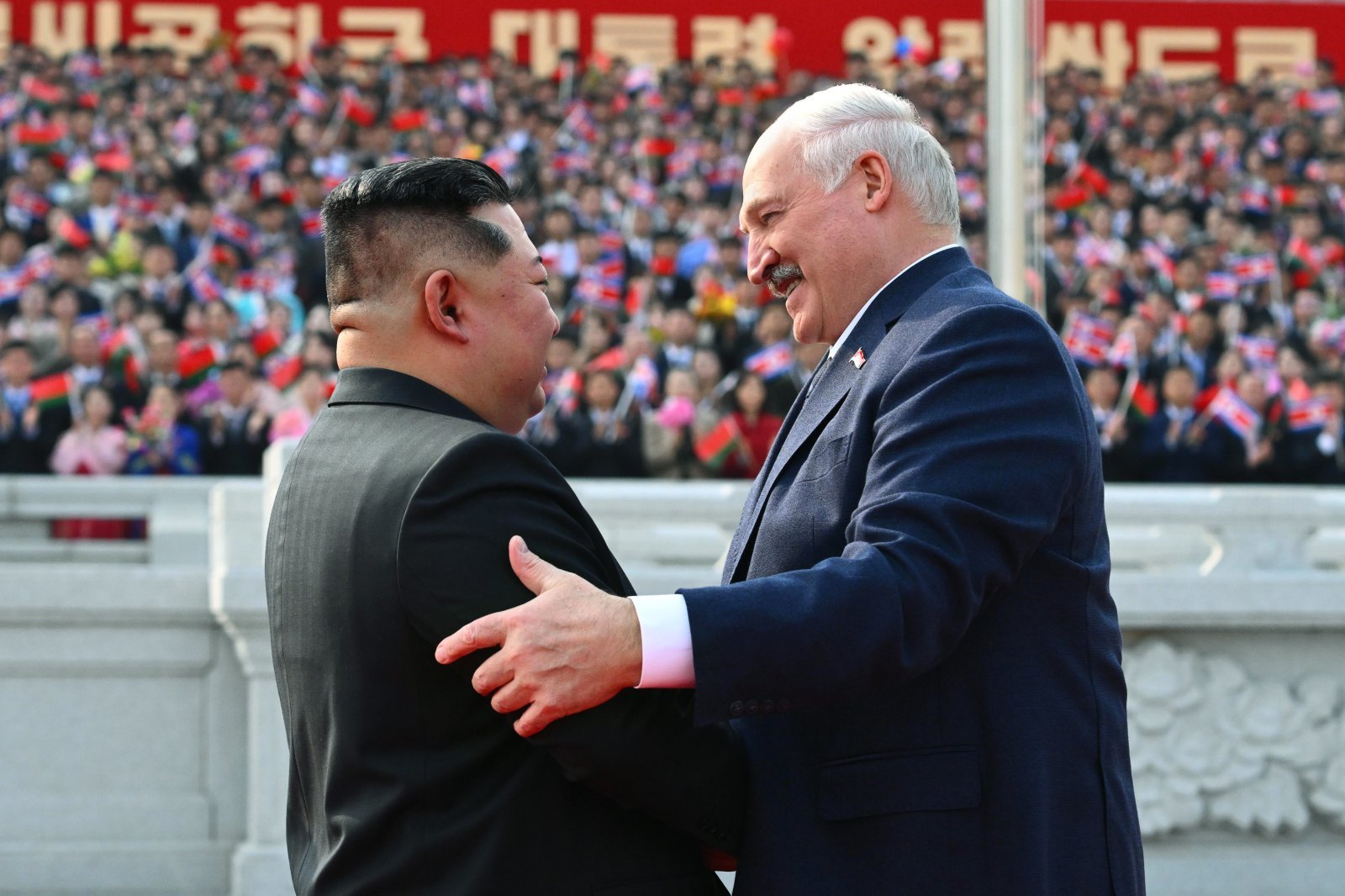 북한·벨라루스 우호협력조약 체결…“전면적 협조 확대”