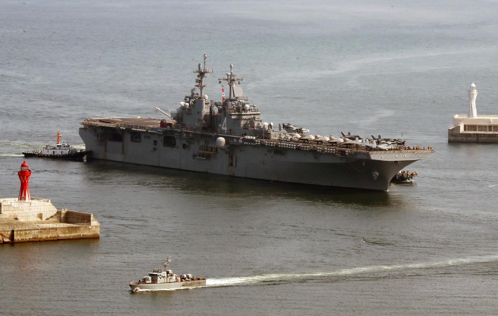 미국 해군의 강습상륙함 ‘복서함’(USS BOXER, LHD-4)이 2024년 8월 9일 오후 부산 남구 해군작전사령부 부산작전기지에 입항하고 있다. 뉴스1