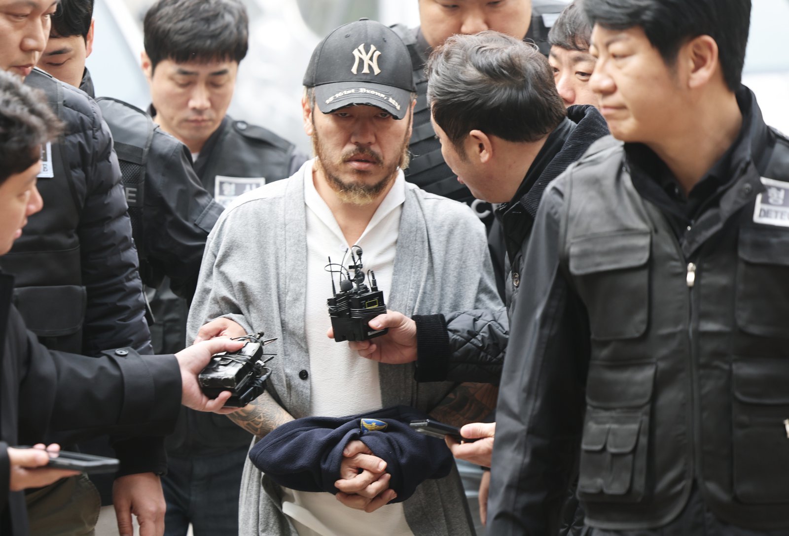 마약왕 박왕열, 구속영장 실질심사 출석 ‘묵묵부답’…필로폰 ‘양성’