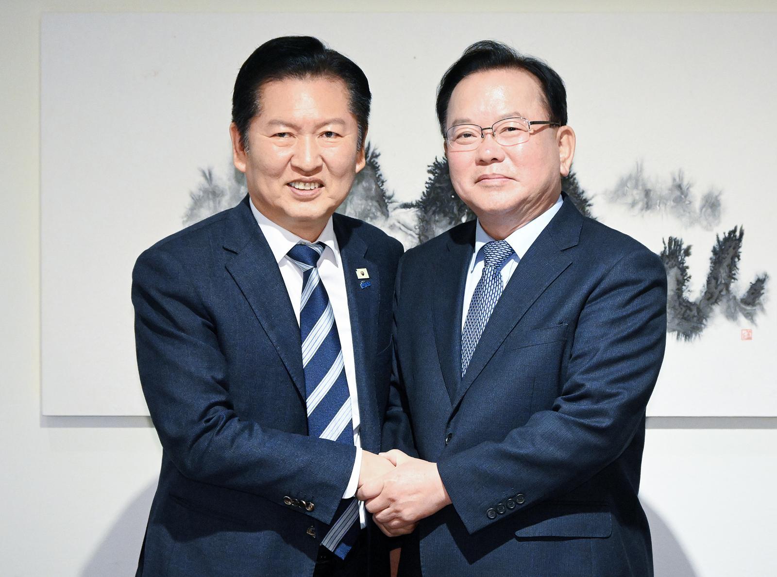 與 부산시장 후보 이재성·전재수 경선…경북은 오중기 확정