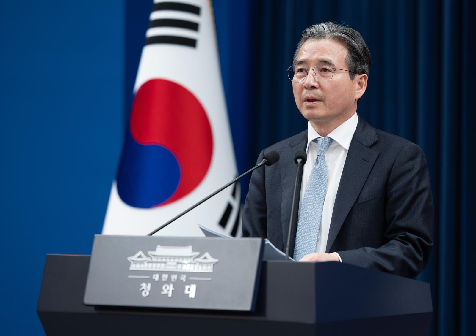 김용범 정책실장이 9일 청와대 춘추관에서 중동 상황 등 비상경제점검회의 관련 브리핑을 하고 있다. 2026.3.9 뉴스1