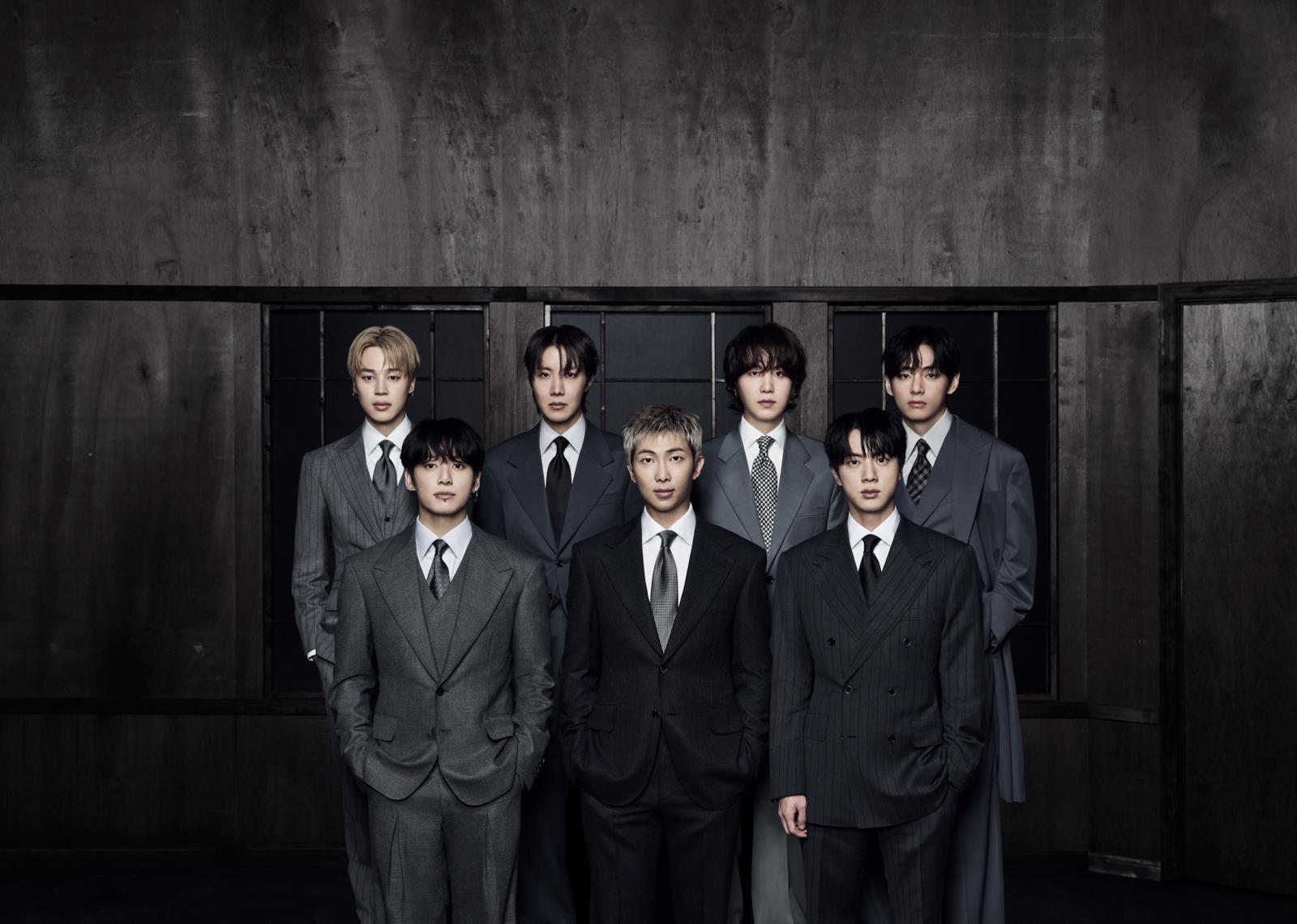 방탄소년단, 2주 연속 한터차트 1위…국내외 주요 차트 접수