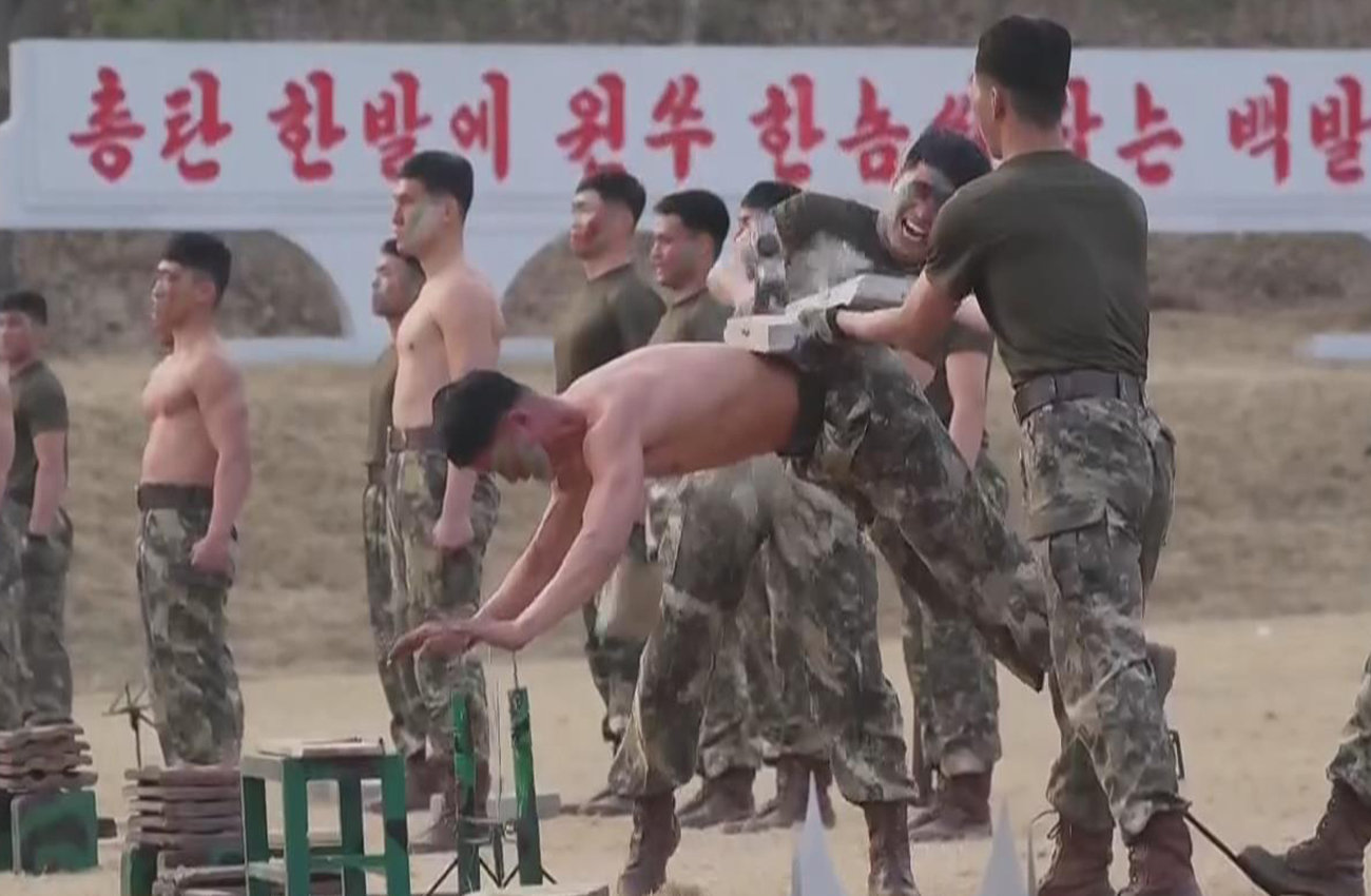 조선중앙TV는 북한 김정은 국무위원장이 조선인민군 총참모부 작전국 직속 특수작전 훈련기지를 방문해 각급 특수작전구분대들의 훈련실태를 파악했다고 30일 보도했다. 사진=조선중앙TV 캡처