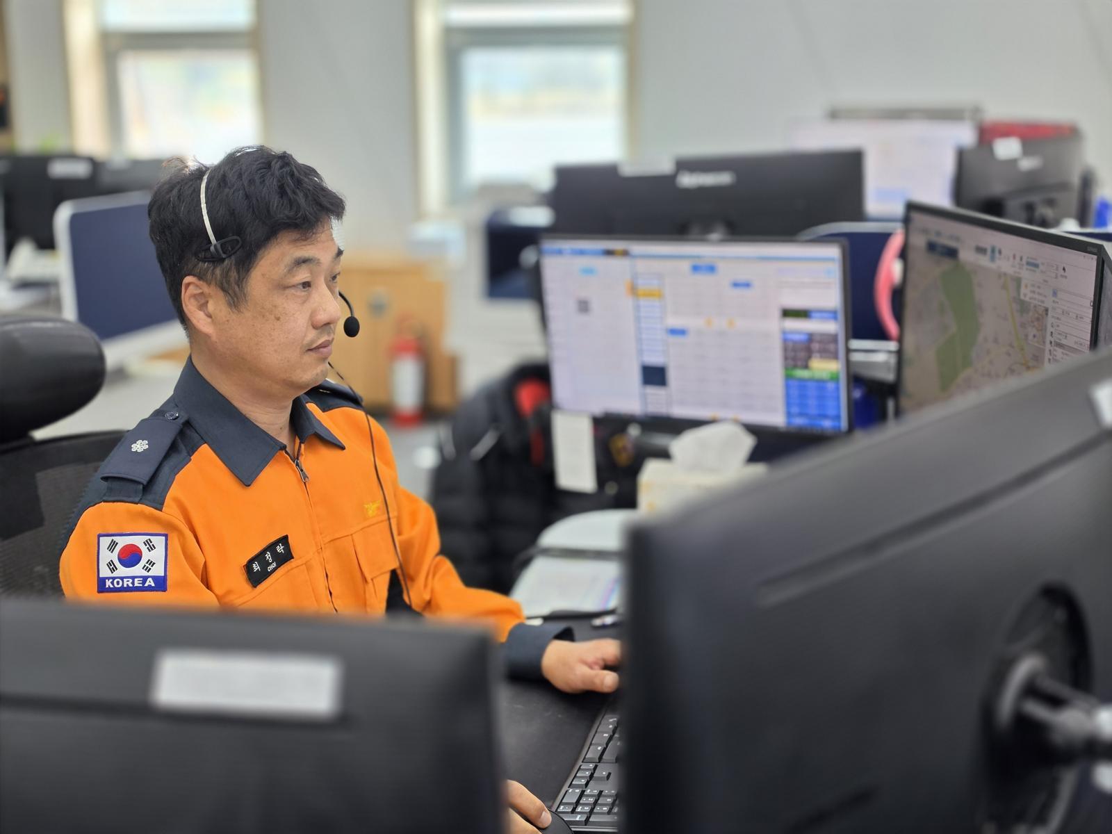 침묵의 신고 전화 끝까지 추적한 소방관, 한 생명 살렸다