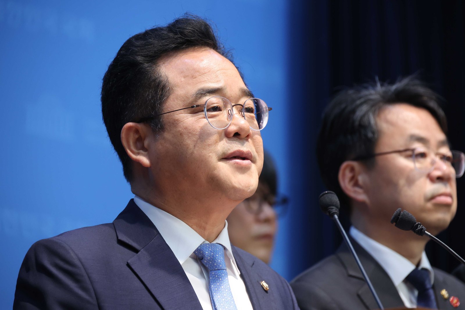 민병덕 더불어민주당 을지로위원장이 31일 오전 서울 여의도 국회 소통관에서 열린 임금체불 해결을 위한 발주자직접지급 3법 발의 기자회견에서 발언을 하고 있다. 2026.03.31 뉴시스