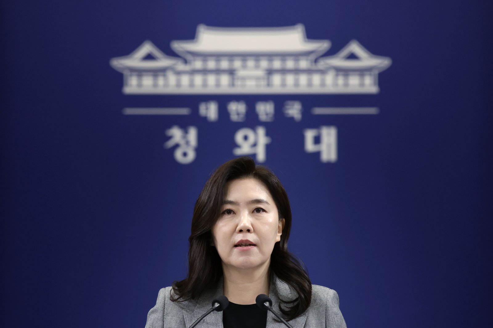 靑 “‘5월 4일 임시공휴일’ 지정 검토한 바 없어”