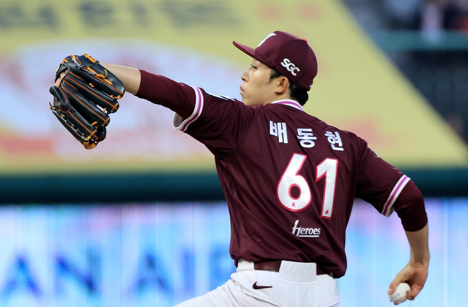 역투하는 배동현. 인천=뉴스1