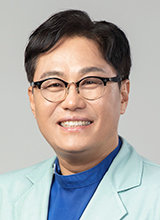 김현종 서울탑치과병원 원장