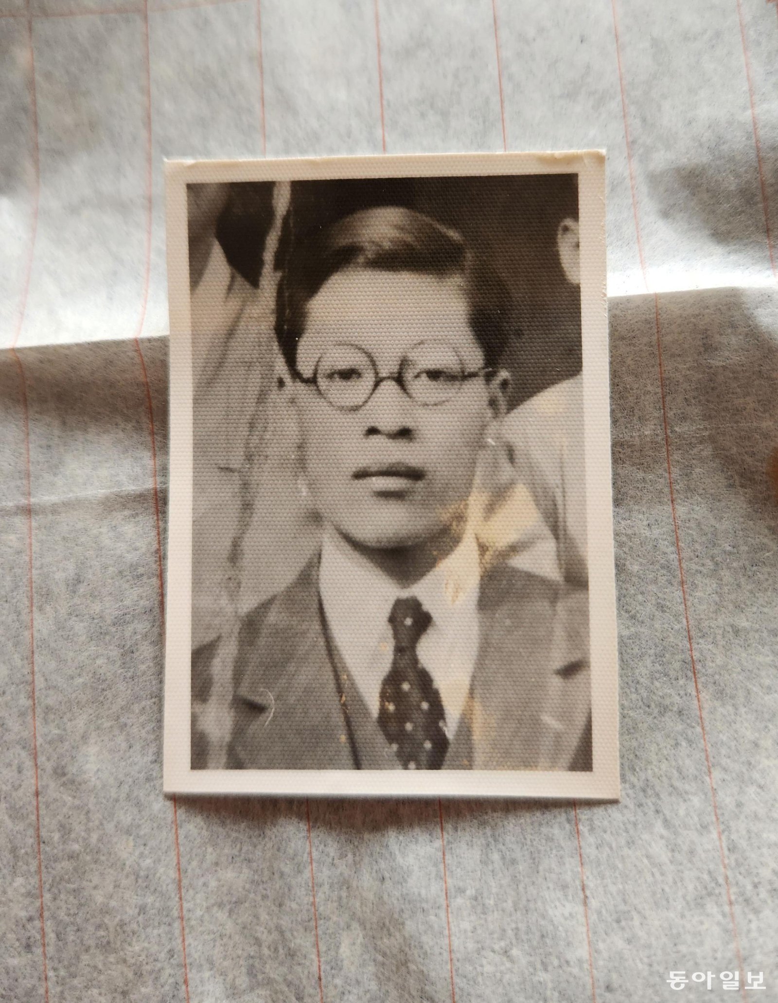 곤론마루에 탑승했다가 돌아오지 못한 김종주 씨의 증명사진. 김화영 기자 run@donga.com
