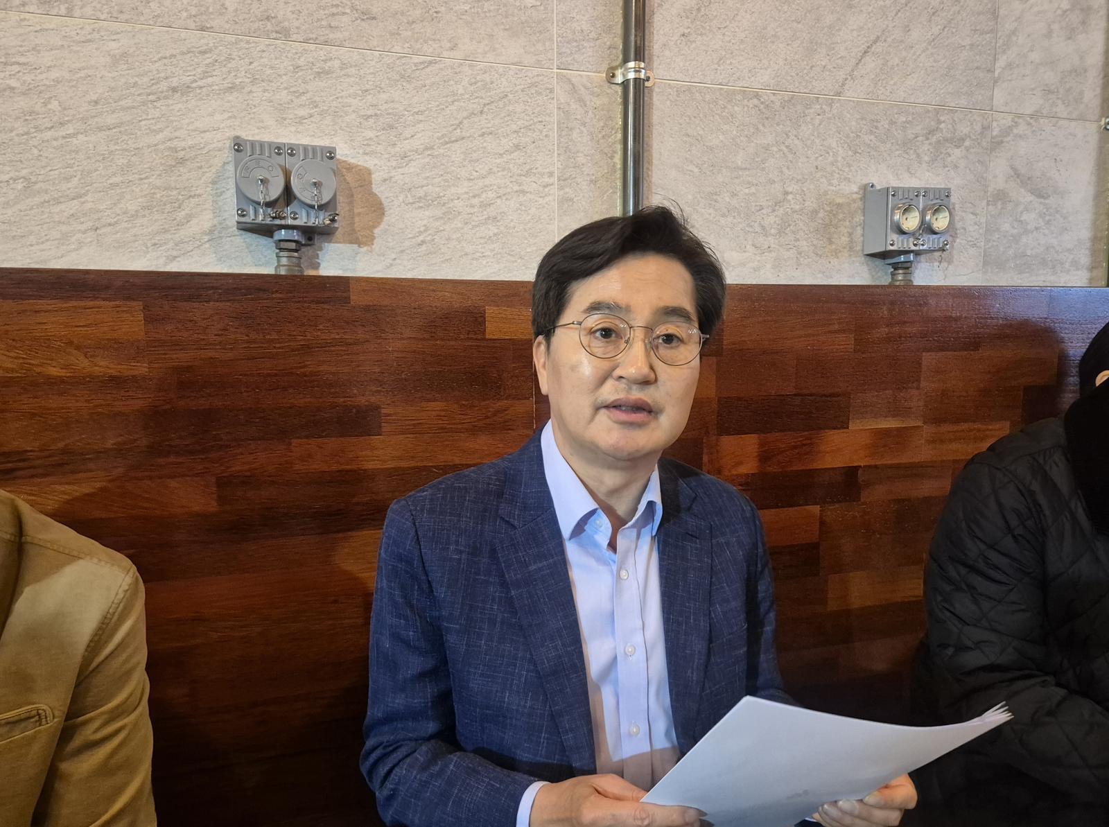 김동연, 추미애 또 직격…“경험없는 초짜” “일머리 부족”