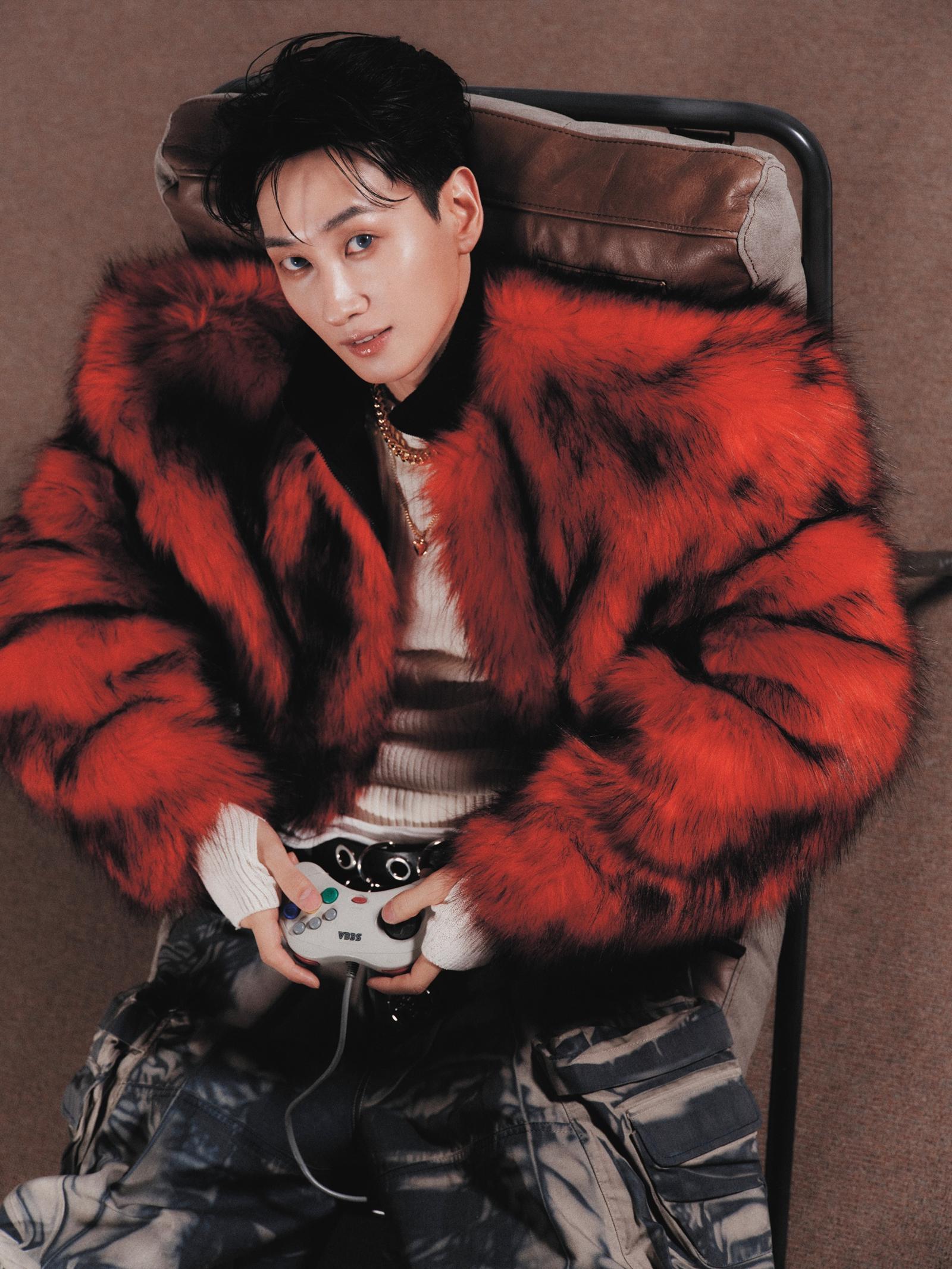 슈퍼주니어 멤버 은혁이 삼성서울병원과 초록우산에 각각 1억 원을 기부했다. 삼성서울병원 제공