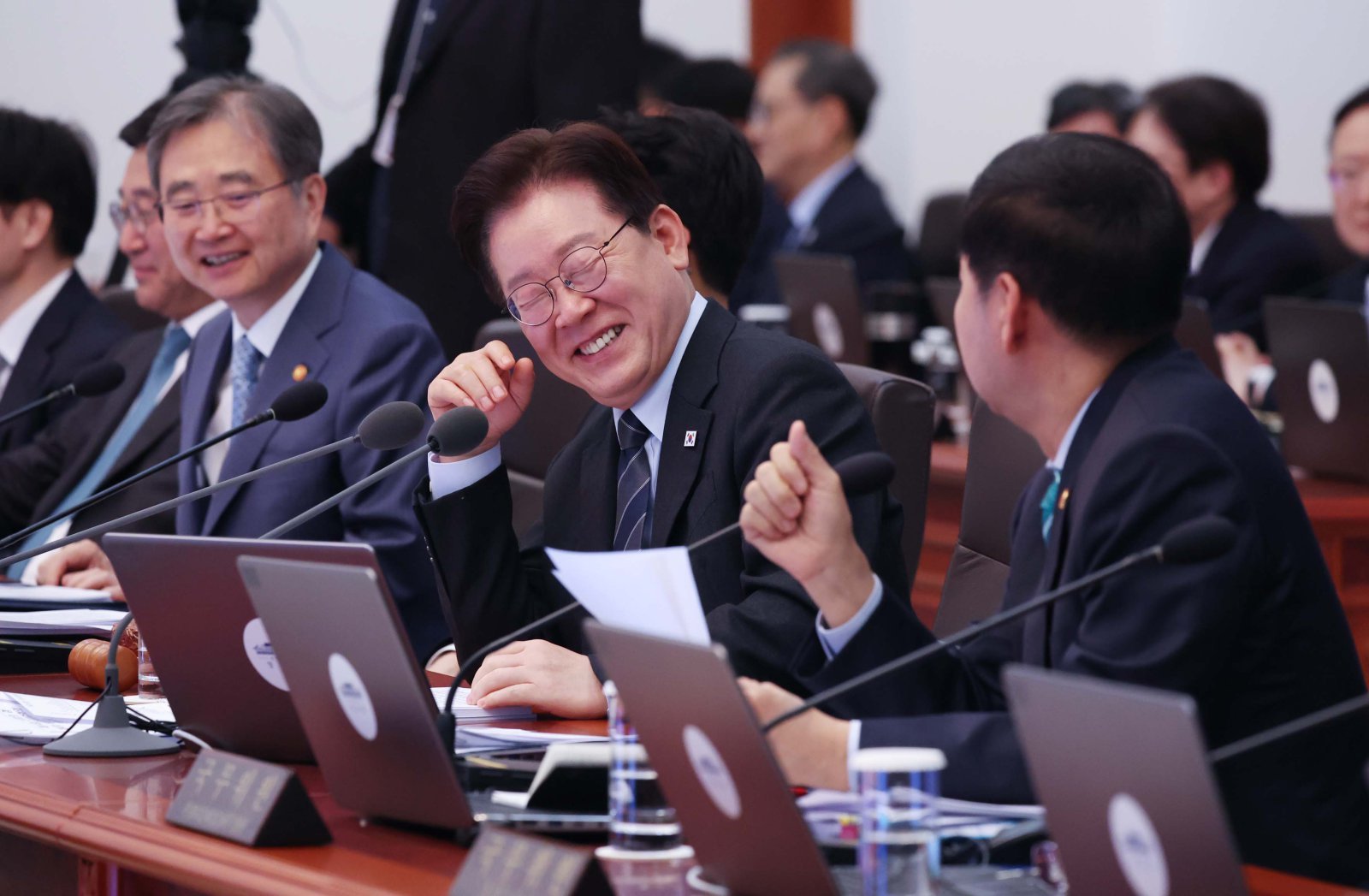 노동절 공휴일 지정 기념 이미지