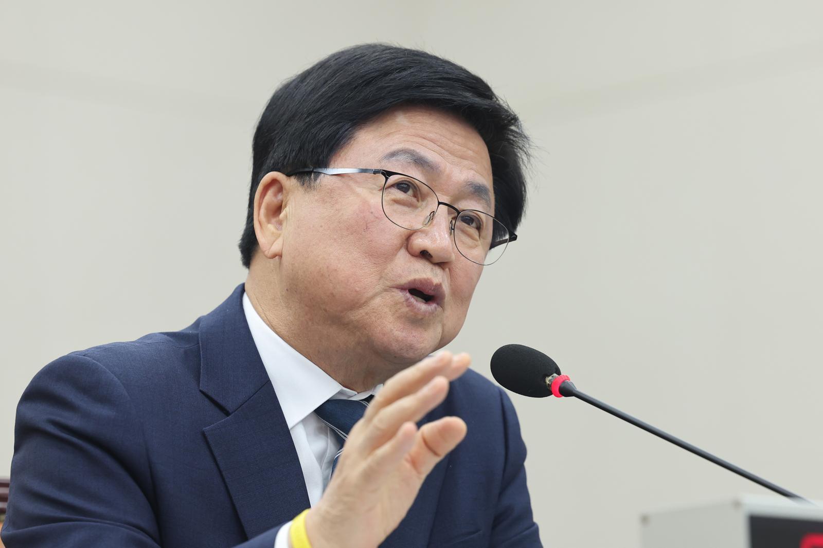 중고교 시험 일정, 임시공휴일 지정돼도 바꿀 필요 없다