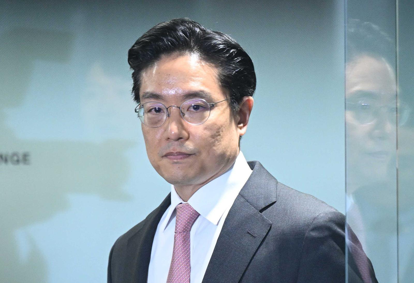 3일 만에 주가 반토막 난 ‘코스닥 1위’ 삼천당제약 논란에 블록딜 계획 철회