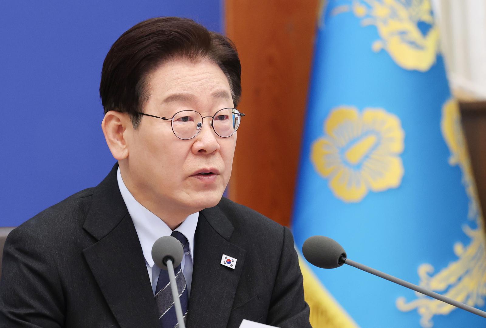 이재명 대통령이 6일 청와대에서 열린 국무회의 겸 비상경제점검회의에서 발언하고 있다. 뉴시스