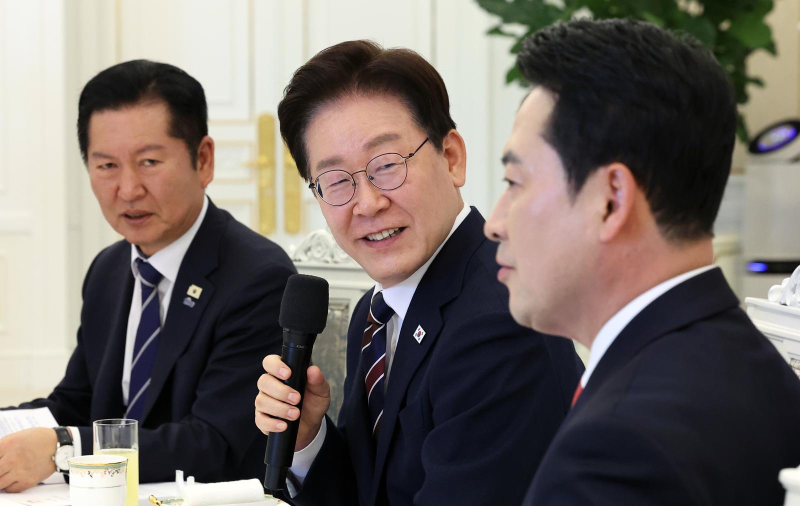 작년 하반기 취업자, 수도권은 6000명-비수도권은 20만명 늘어
