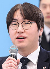 “부산 북갑 출마해달라” 與 사무총장까지 나서… ‘하정우 AI수석 모시기’
