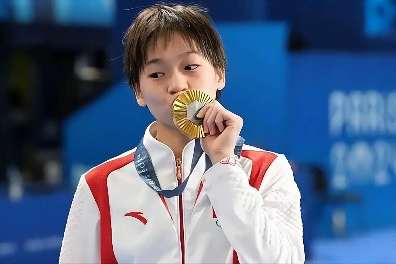 “살쪘다고 악플 세례”…19세 中 다이빙 스타의 눈물