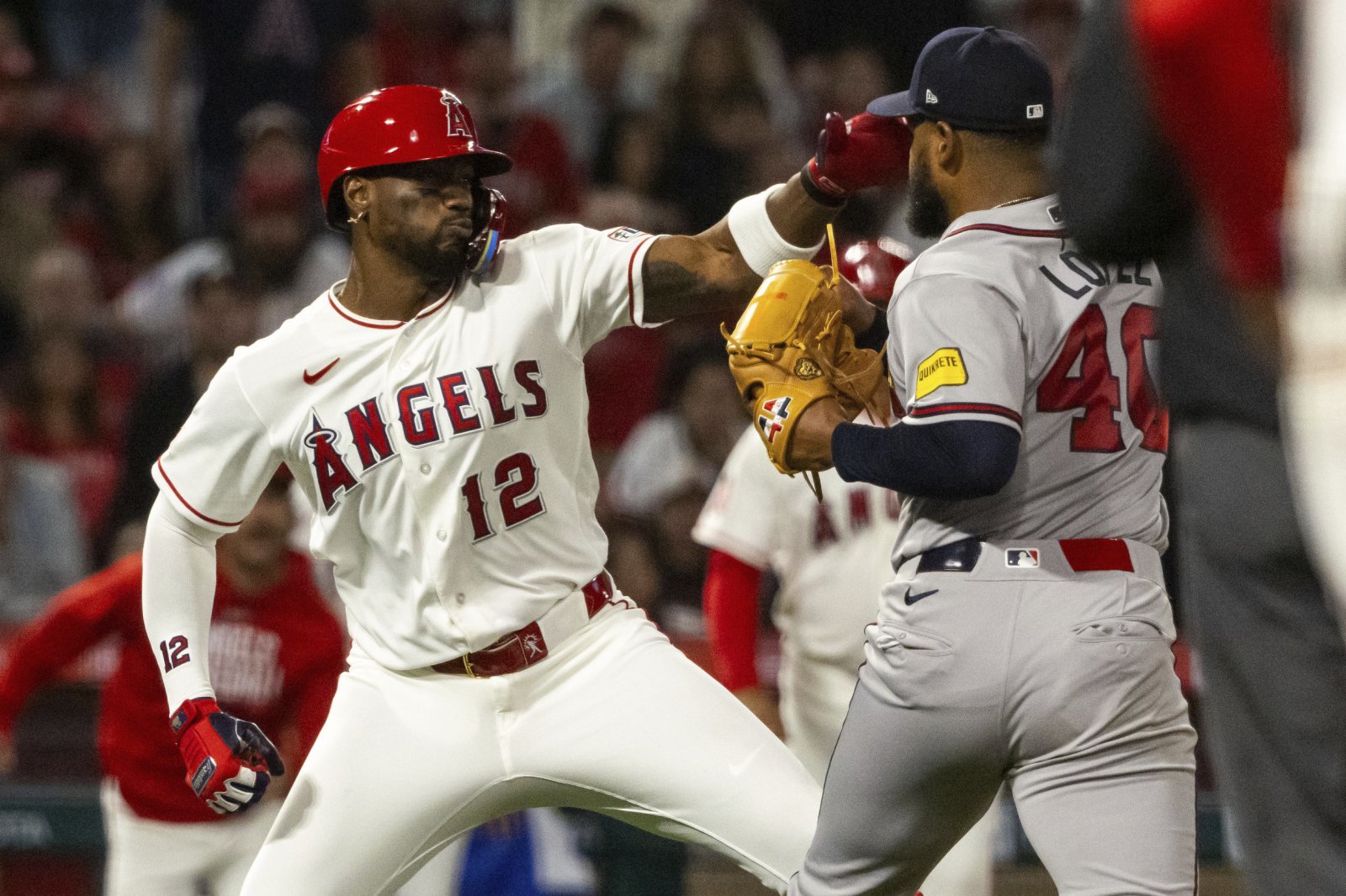 MLB 경기서 ‘주먹다짐’…솔레어·로페스, 나란히 출전정지 징계